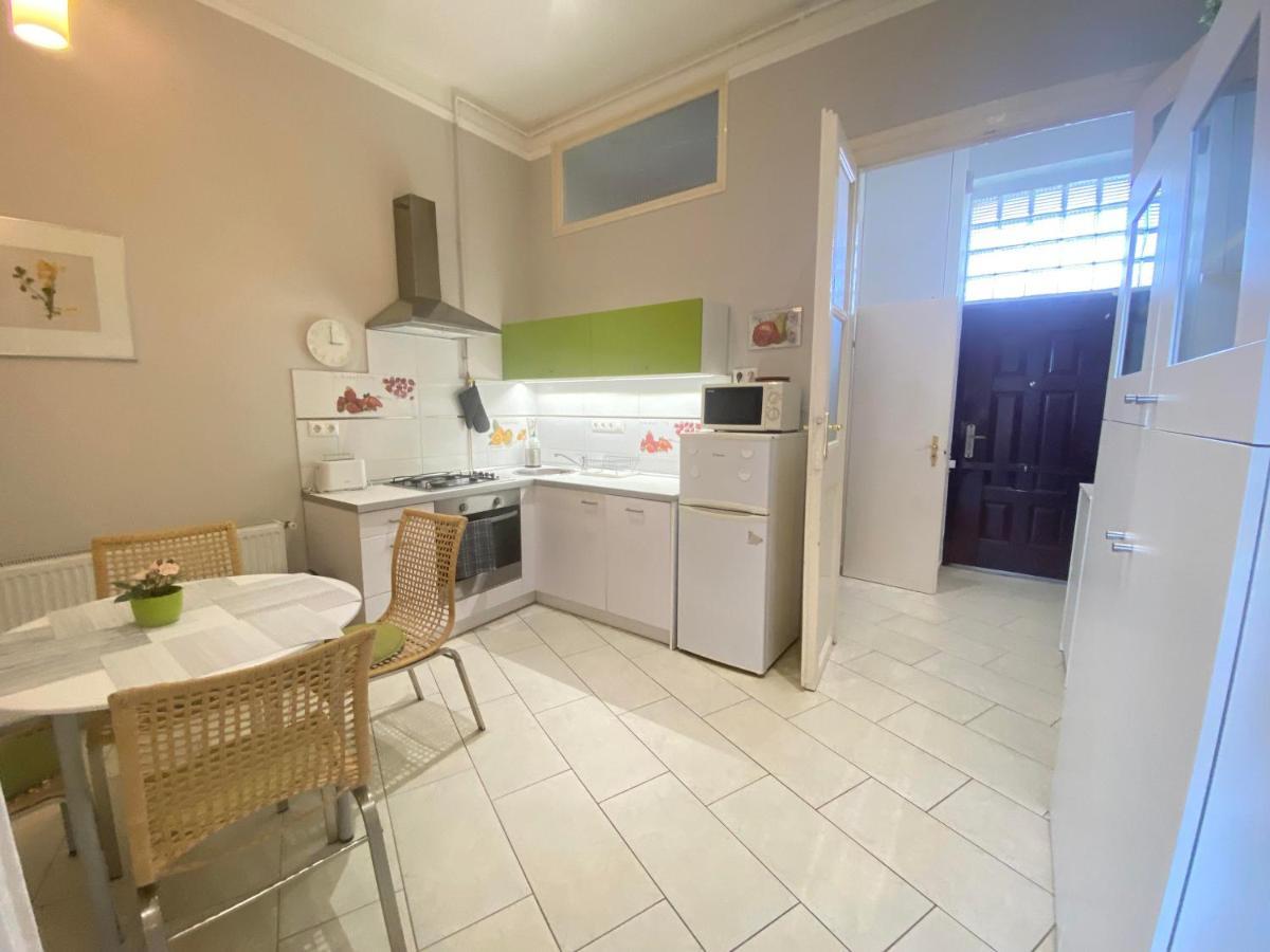 ORANGEHOMES One Bedroom Cozy Apartment Budapeszt Zewnętrze zdjęcie